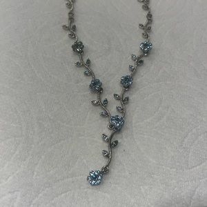 Cookie Lee neckless and earring set